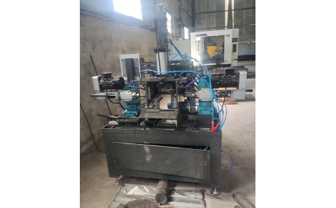 園鋼-兩端自動打中心孔機